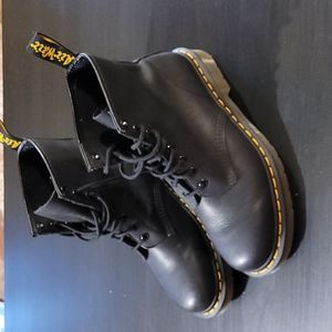 Doc Martens US 🇺🇸 Men's 9